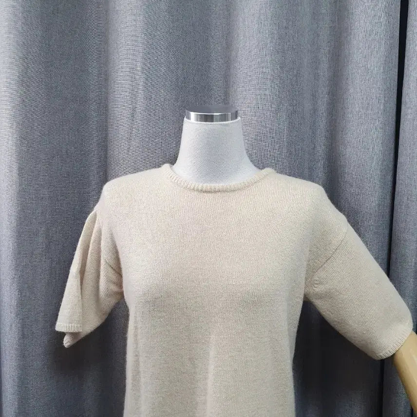 [BUNJANG] Cash Touch Soft Down Short Sleeve Knit / 캐시터치감 솜털반팔니트
