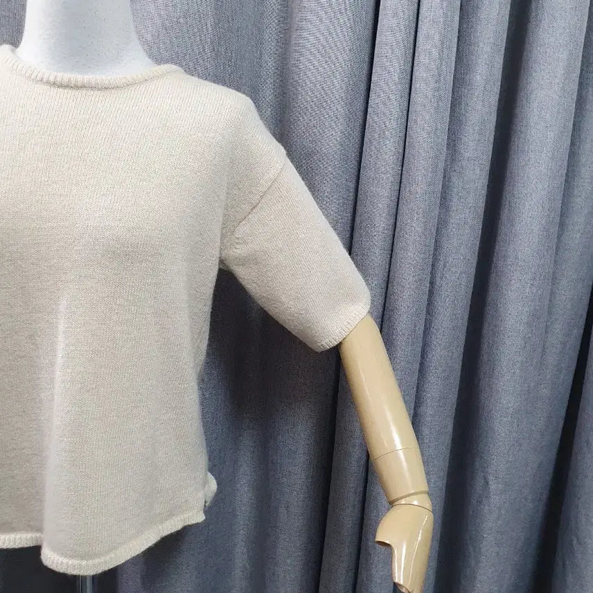 [BUNJANG] Cash Touch Soft Down Short Sleeve Knit / 캐시터치감 솜털반팔니트