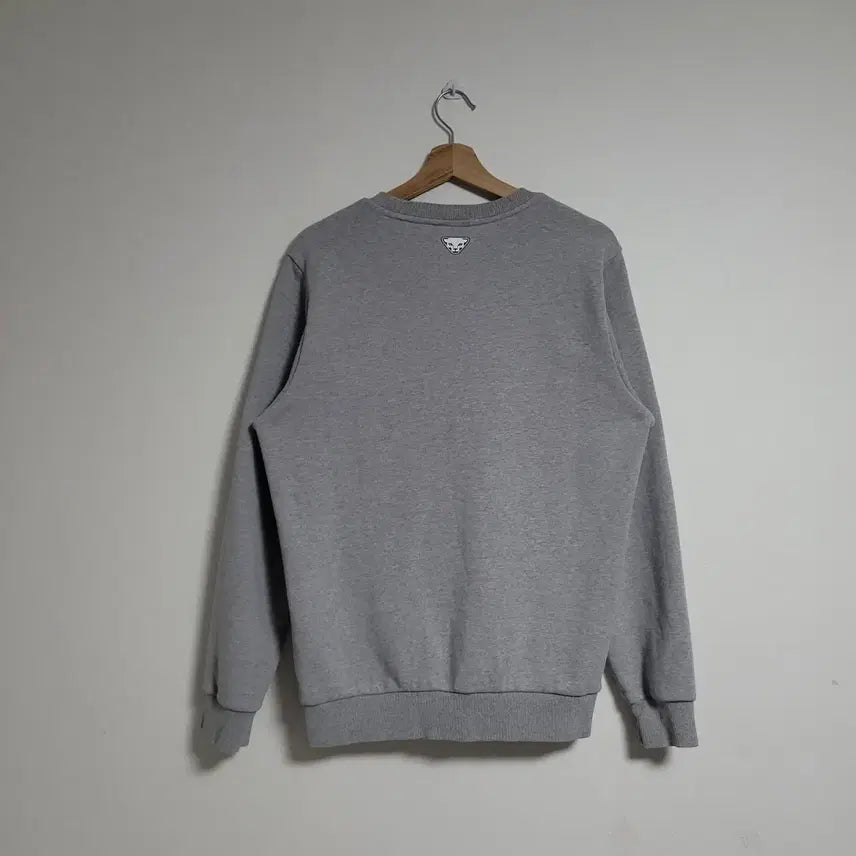 [SOLD OUT] (100) DYNAFIT 다이나핏 맨투맨 그레이