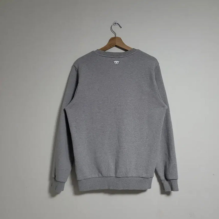 [SOLD OUT] (100) DYNAFIT 다이나핏 맨투맨 그레이