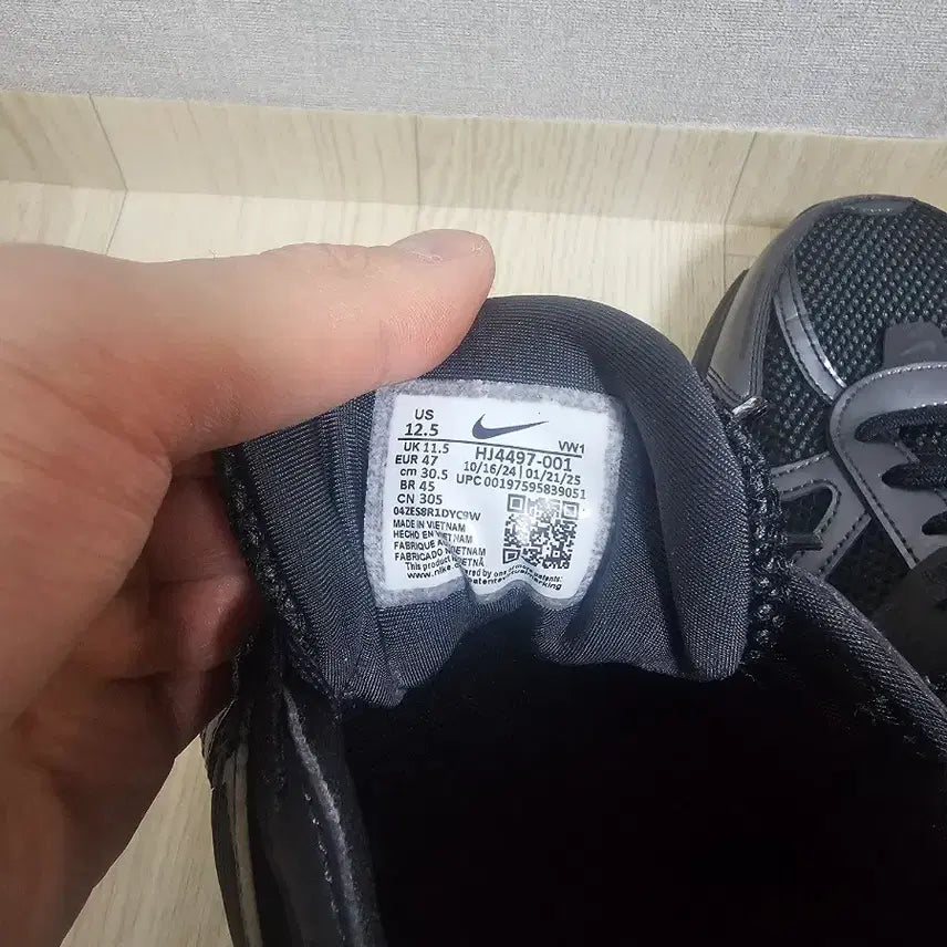 [BUNJANG] Nike V2K Run Black Anthracite Sneakers / 정품 급처 나이키 V2K 런 블랙 앤트러사이트305(295부터 가능)