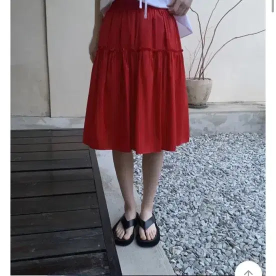 [BUNJANG] Daily Market Chacha Midi Skirt Red / 데일리마켓 차차미디스커트 레드 에프터먼데이 김아홉 블랙업 메이비베이비