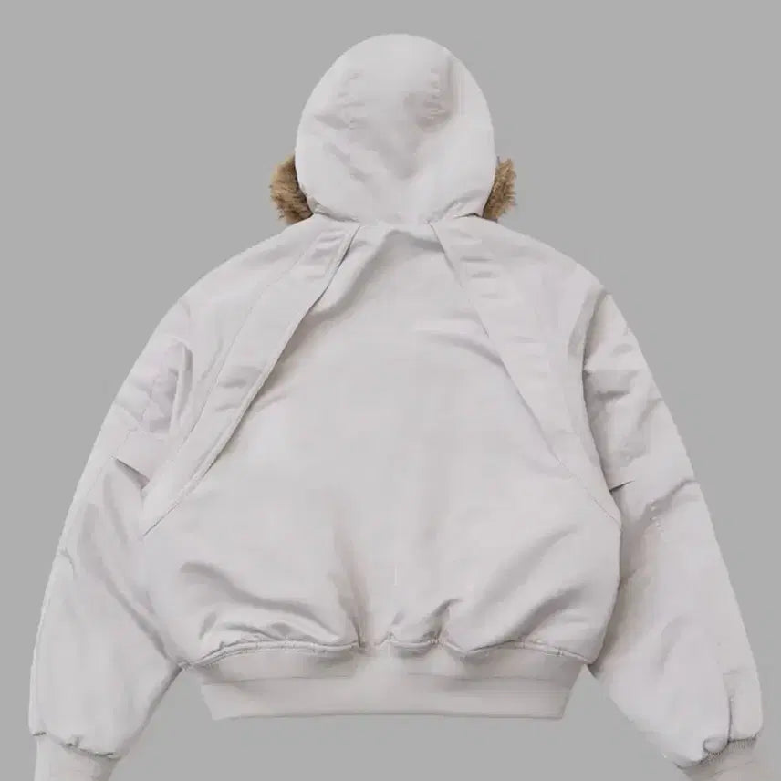 [BUNJANG] The Museum Visitor Fur Hooded Jacket / 더뮤지엄비지터 퍼 후드 자켓 패딩
