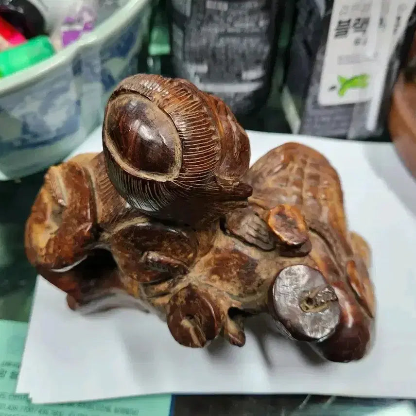 [SOLD OUT] 나무 조각 두꺼비 소년 조각상