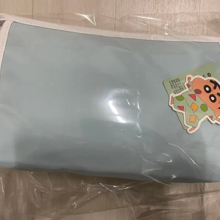 [SOLD OUT] 짱구는못말려 짱구 하늘색 파우치