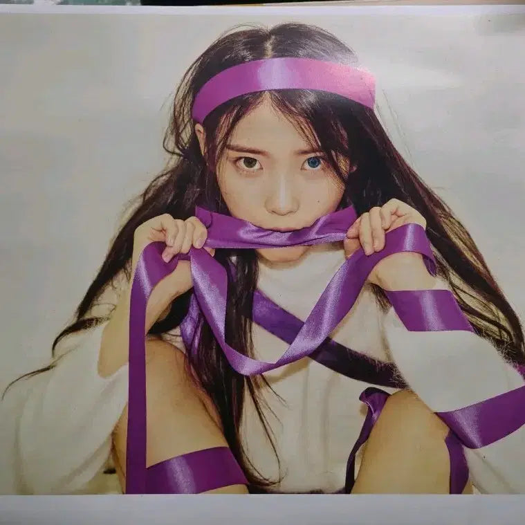 [BUNJANG] IU Chat-shire Album Poster / 아이유 포스터