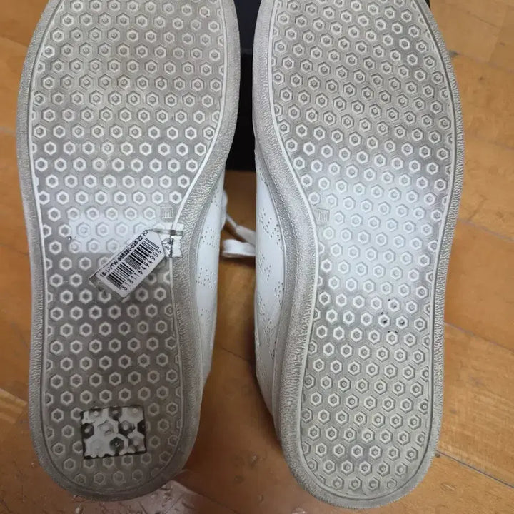 [BUNJANG] VETEMENTS Sneakers / VETEMENRS  스니커즈