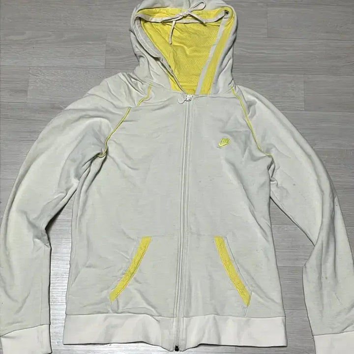 [BUNJANG] Nike Vintage White/Yellow Hooded Zip-Up Sweatshirt / 나이키 빈티지 화이트/옐로우 후드집업
