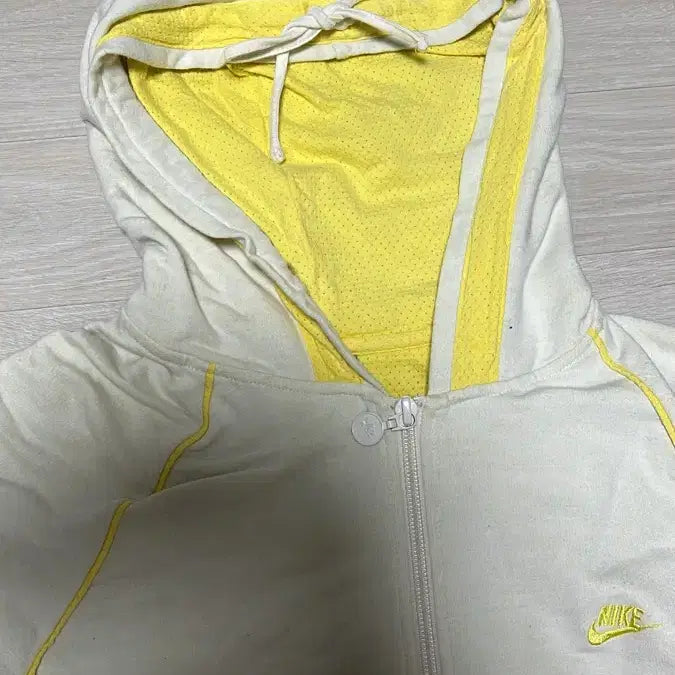 [BUNJANG] Nike Vintage White/Yellow Hooded Zip-Up Sweatshirt / 나이키 빈티지 화이트/옐로우 후드집업