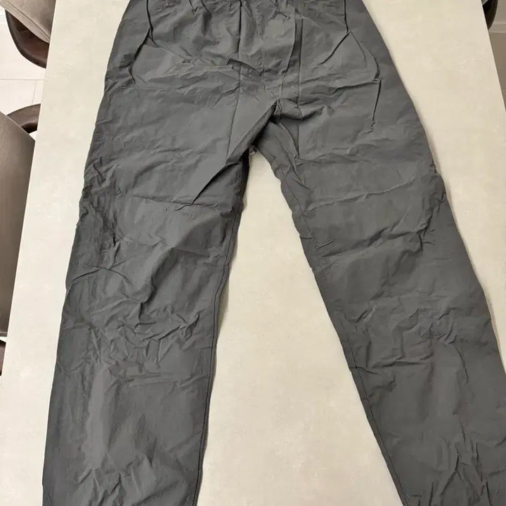 [BUNJANG] Trendy Charcoal Flare Track Pants (L) / 힙한 추리닝바지 L사이즈 차콜색상