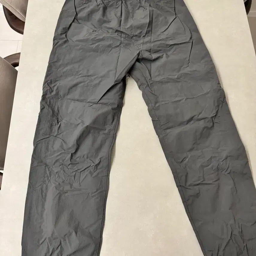 [BUNJANG] Trendy Charcoal Flare Track Pants (L) / 힙한 추리닝바지 L사이즈 차콜색상