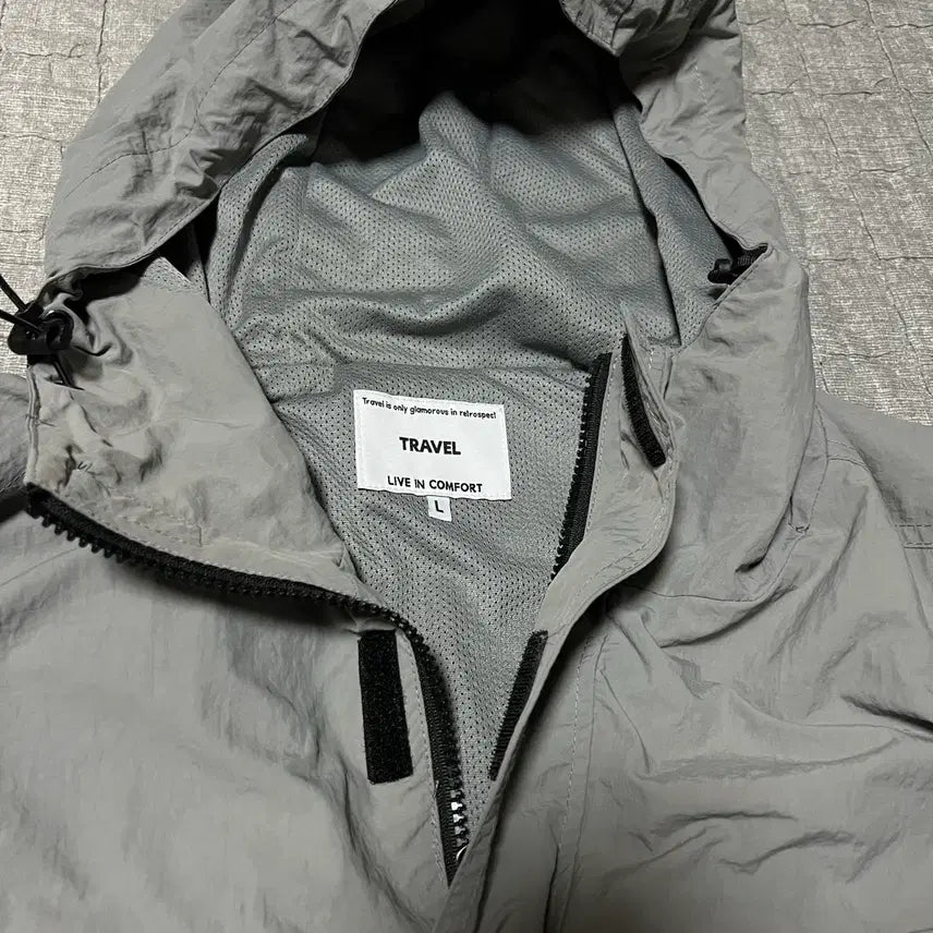[BUNJANG] Travel Windbreaker Jacket Grey L Hooded Oversized / 트레블 바람막이 그레이 L 윈드브레이커 자켓 후드 오버핏