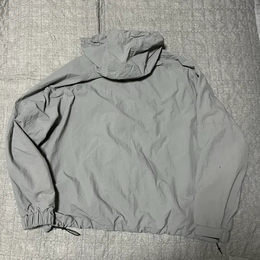 [BUNJANG] Travel Windbreaker Jacket Grey L Hooded Oversized / 트레블 바람막이 그레이 L 윈드브레이커 자켓 후드 오버핏