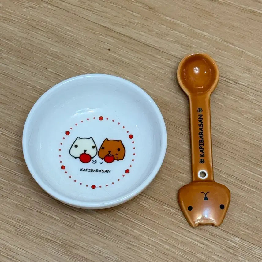 [BUNJANG] Capybara Antique Plate / 카피바라상