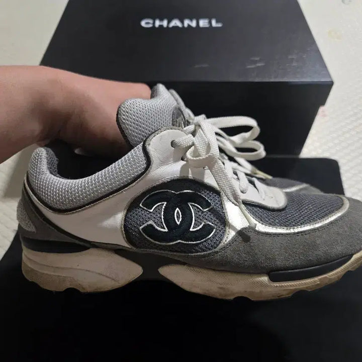 [BUNJANG] Chanel Sneakers 235 - Silver/White/Black / 샤넬 정품 운동화 235 사이즈