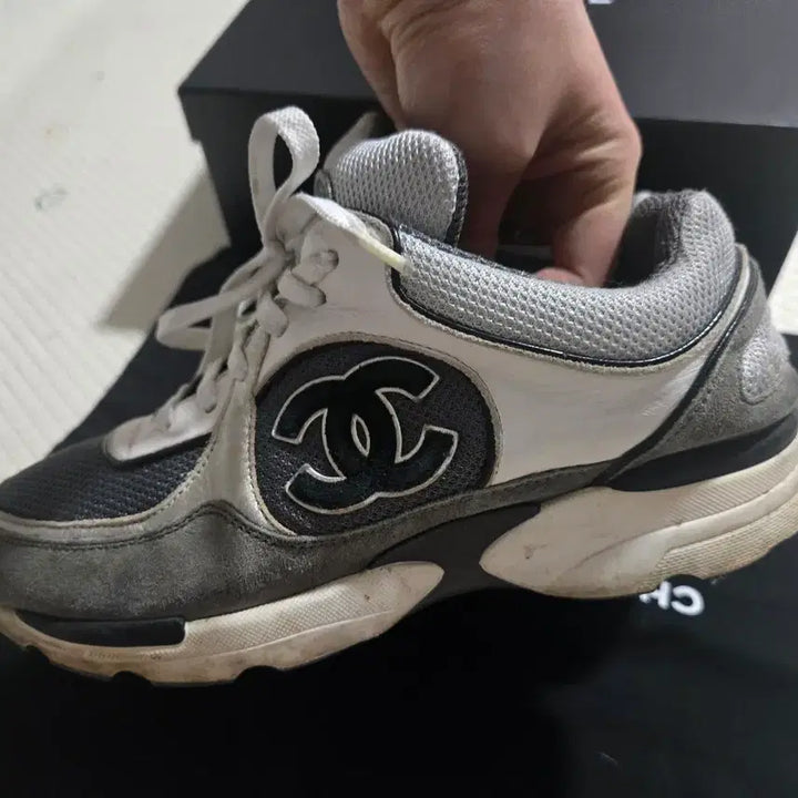 [BUNJANG] Chanel Sneakers 235 - Silver/White/Black / 샤넬 정품 운동화 235 사이즈