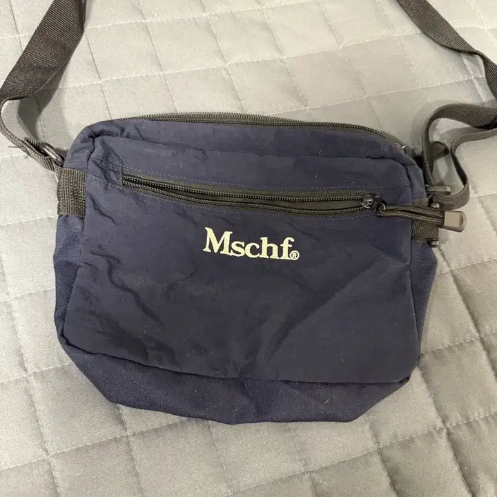 [BUNJANG] Mischief Crossbody Bag / 미스치프 크로스백