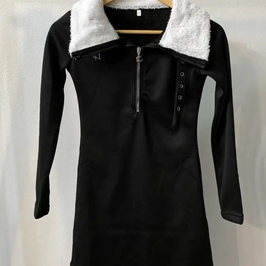 [BUNJANG] Black Fur Collar Mini Dress / 블랙 퍼 카라 원피스