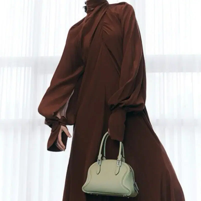[BUNJANG] Vunque Half Moon Debut Tote Small Bag / 분크 하프문 데뷔 토트 스몰