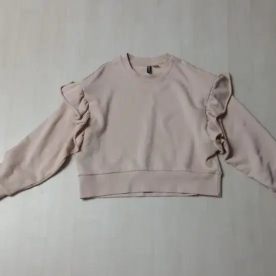 [BUNJANG] Frill Crop Sweatshirt / 프릴 크롭맨투맨