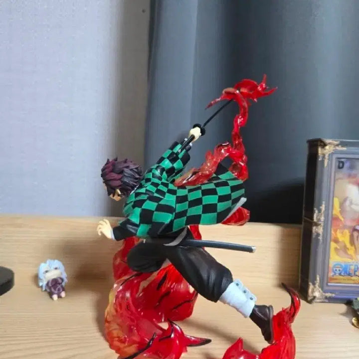 [BUNJANG] Demon Slayer Kamado Tanjiro Figure / 귀멸의 칼날 카마도 탄지로 피규어