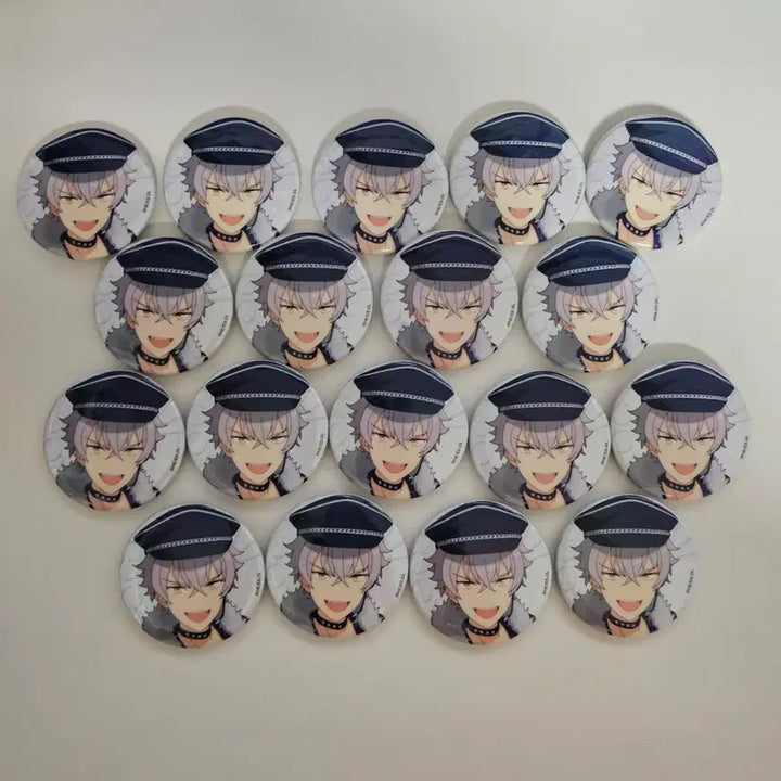 [BUNJANG] Ensemble Stars Koga Ohgami Starlight Can Badge (18 Pieces) / 앙스타 오오가미 코가 스타라이 캔뱃지 18개