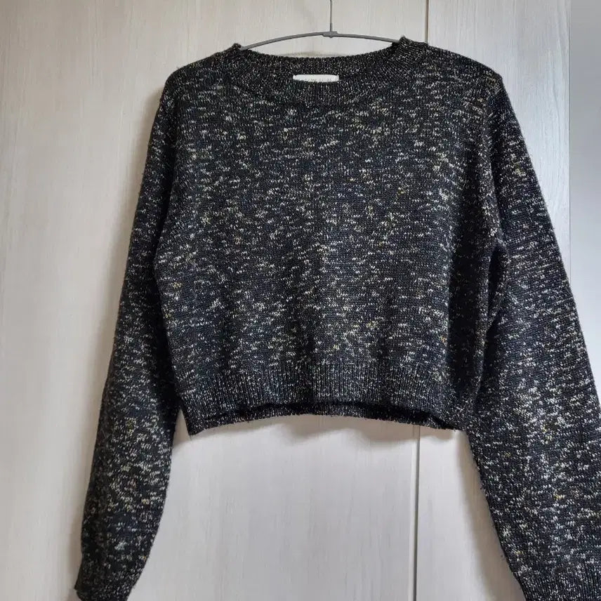 [BUNJANG] Black Mix Crop Knit Top / 블랙 믹스 크롭 니트