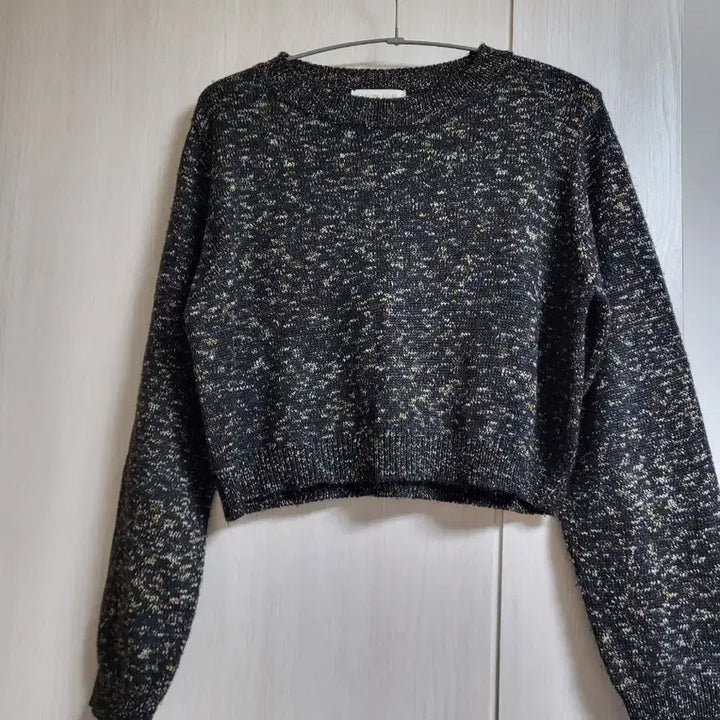 [BUNJANG] Black Mix Crop Knit Top / 블랙 믹스 크롭 니트