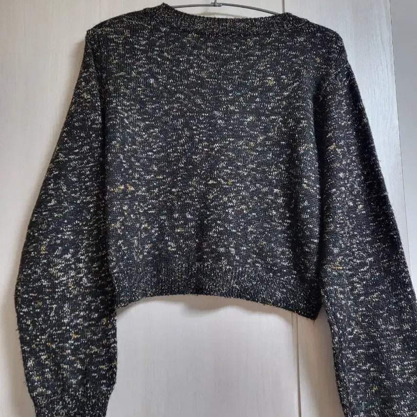 [BUNJANG] Black Mix Crop Knit Top / 블랙 믹스 크롭 니트