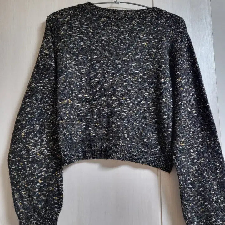 [BUNJANG] Black Mix Crop Knit Top / 블랙 믹스 크롭 니트