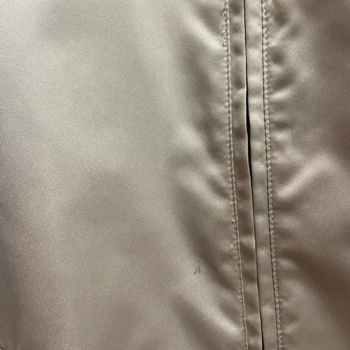 [BUNJANG] Disney Bambi Gold Satin Jacket / 디즈니 밤비 스카잔 골드 95사이즈
