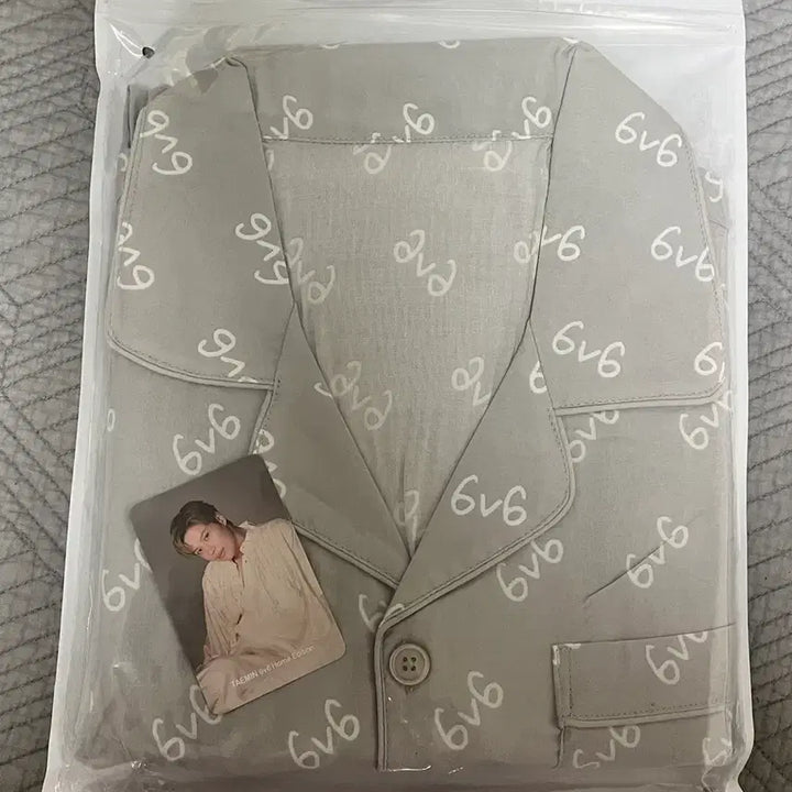 [BUNJANG] SHINee Taemin SPAO Mug Cup + Pajama Set (S) Photocard / 샤이니 태민 스파오 머그컵+파자마 잠옷 s 포카