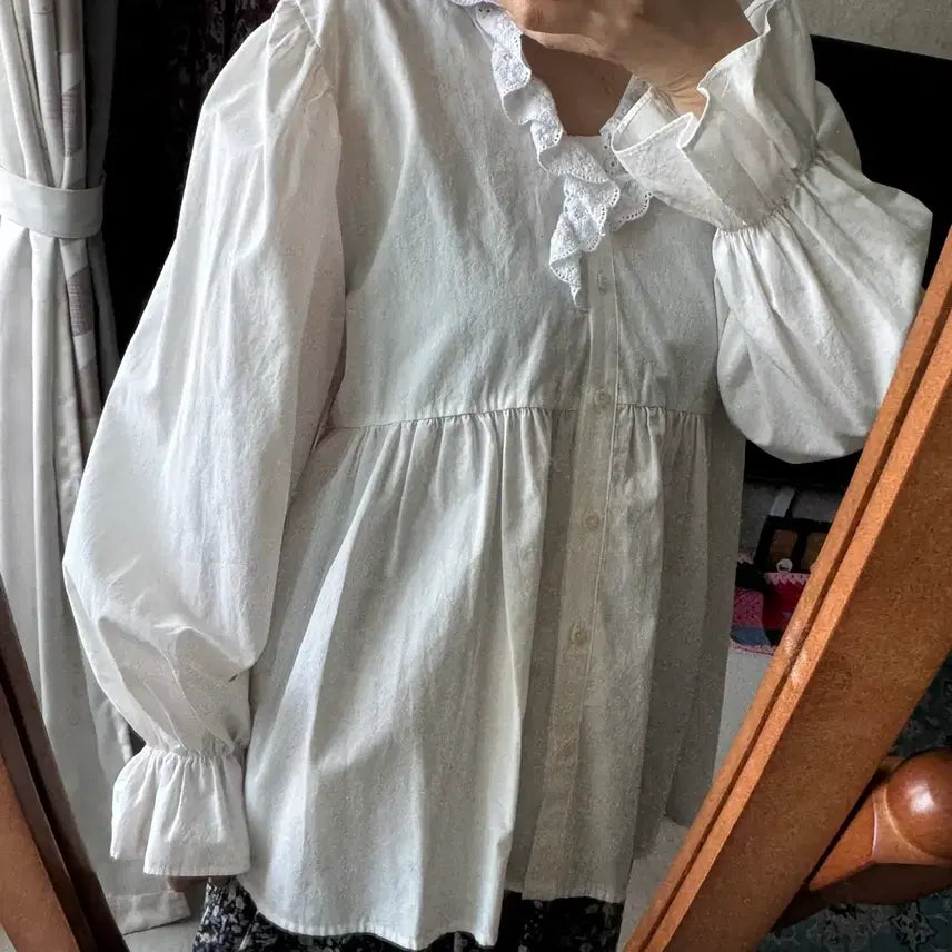 [BUNJANG] White Lace Lovely Blouse / 화이트 레이스 러블리 블라우스