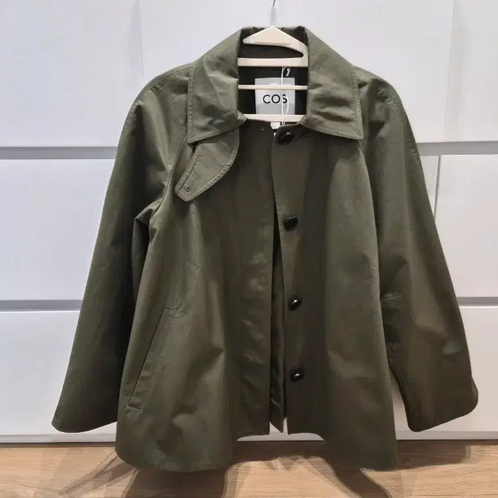 [BUNJANG] COS 2026 Spring New Arrival Khaki A-line Jacket / 코스 COS 2026 봄신상 새상품
