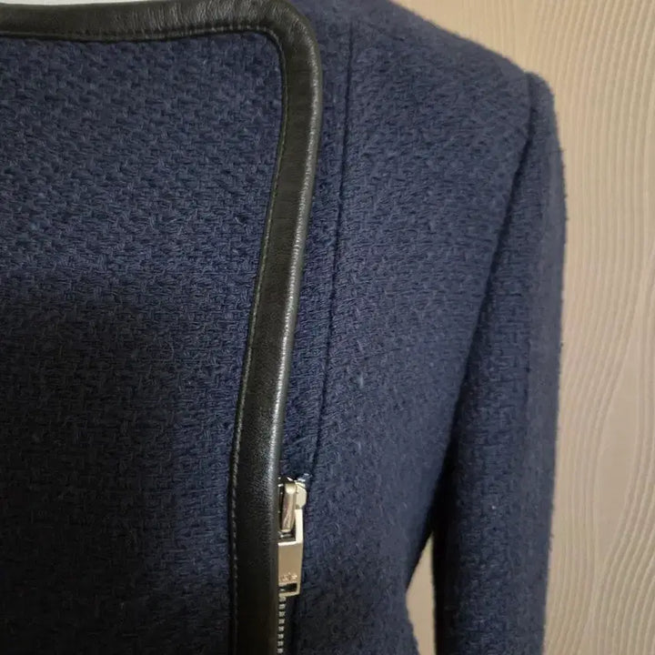 [BUNJANG] Maje Navy Two-Way Leather Trimmed Jacket / 마쥬 네이비 라이더 숏자켓도 되고 롱자켓도 되는 투웨이