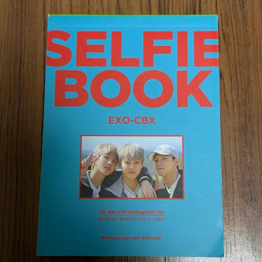 [BUNJANG] EXO-CBX Selfie Book / 첸백시 셀피북 팝니다!