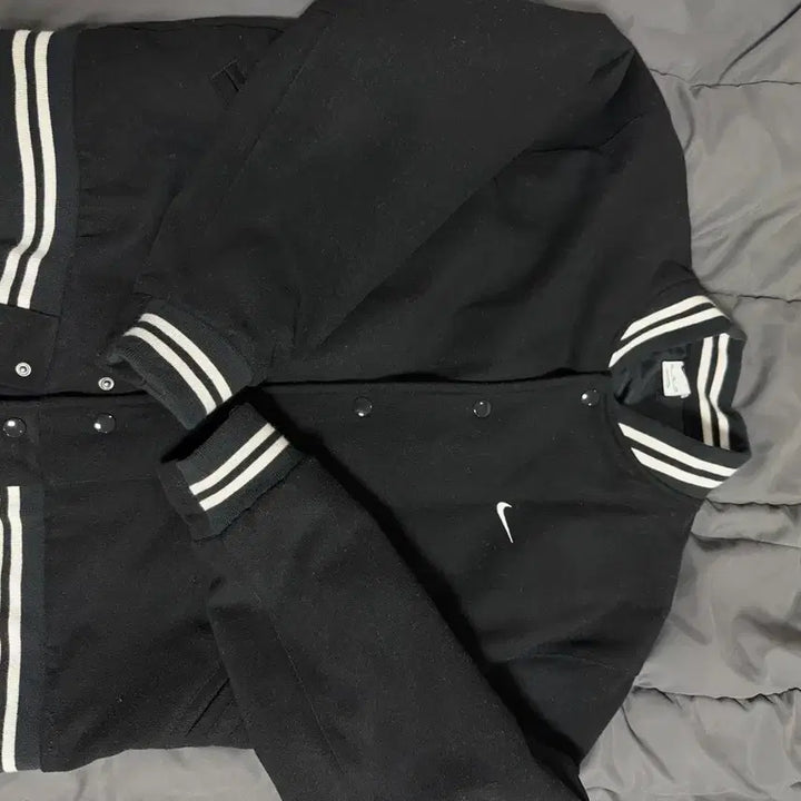 [SOLD OUT] (xxl)나이키 nsw 어센틱 바시티 자켓 블랙 (아시아)