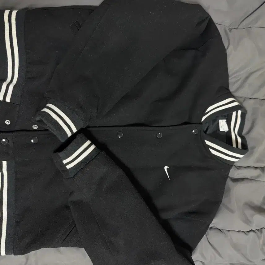 [SOLD OUT] (xxl)나이키 nsw 어센틱 바시티 자켓 블랙 (아시아)