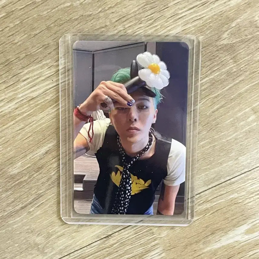 [BUNJANG] G-Dragon GD Official Lightstick Photocard / 지드래곤 지디 응원봉 포토카드 포토