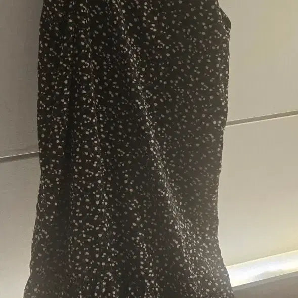 [BUNJANG] Floral Pattern Asymmetric Mini Dress / 플라워 패턴 언발 원피스