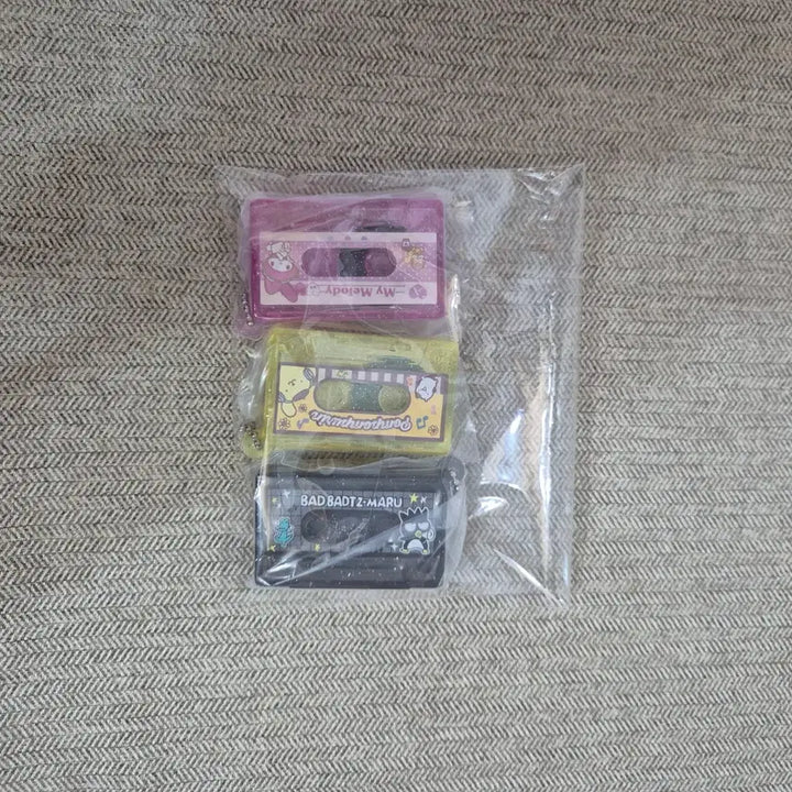 [BUNJANG] Sanrio Cassette Tape Keyring Gacha / 산리오 카세트 테이프 키링 가챠 (개별 2500)