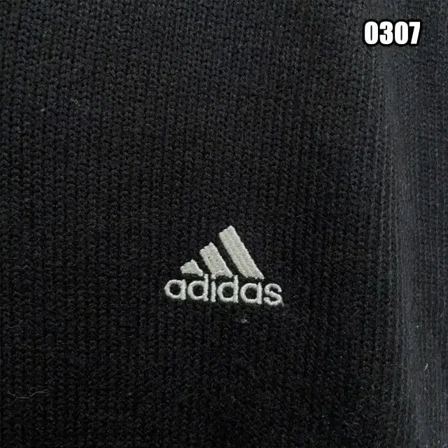 [BUNJANG] Adidas Old School V-Neck Knit Vest Black / M 아디다스 올드스쿨 V넥 니트 조끼 블랙