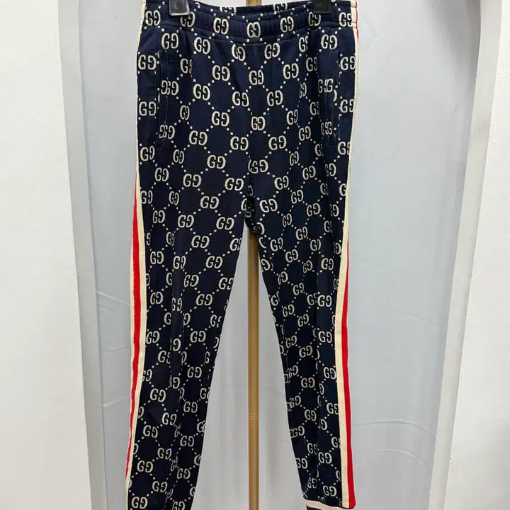 [SOLD OUT] 구찌 자카드 트레이닝 팬츠 S