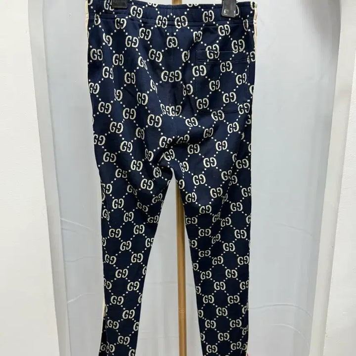 [SOLD OUT] 구찌 자카드 트레이닝 팬츠 S