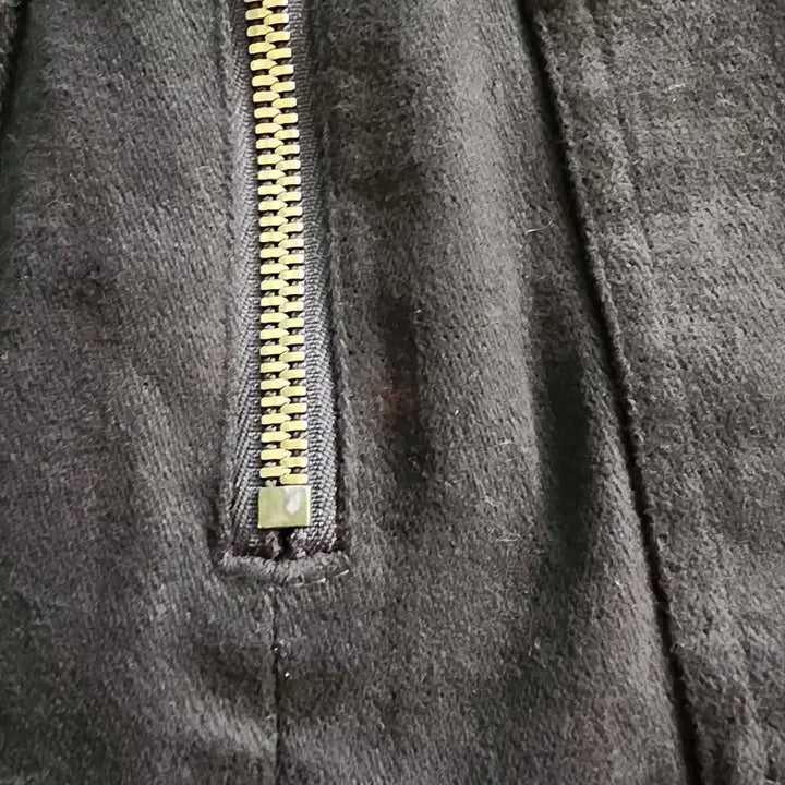 [SOLD OUT] 마크앤로나 코듀로이 미니스커트