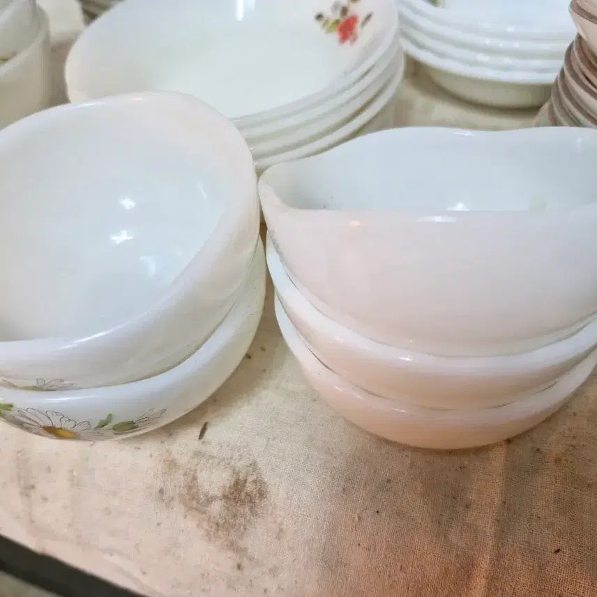 [BUNJANG] Vintage Milk Glass Set / 빈티지 근대사 밀크 그릇 입니다