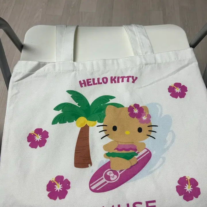 [BUNJANG] Amuse Hello Kitty Tanning Kitty Eco Bag / 헬로키티 어뮤즈 태닝키티 에코백