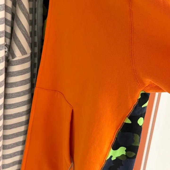 [BUNJANG] BAPE Orange Shark Hoodie L Size / 베이프 오렌지 샤크 후드집업 L사이즈