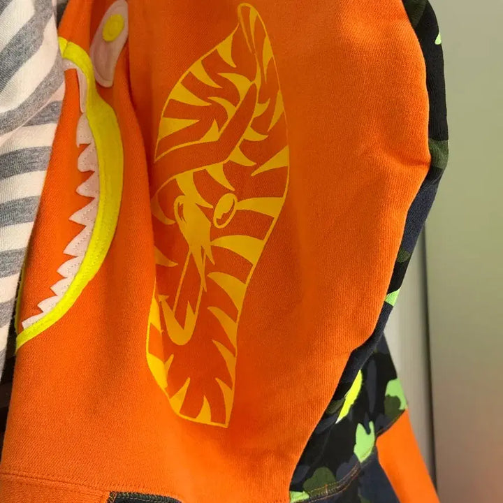 [BUNJANG] BAPE Orange Shark Hoodie L Size / 베이프 오렌지 샤크 후드집업 L사이즈