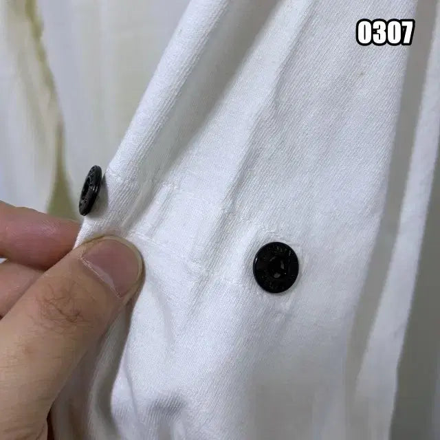 [BUNJANG] Stone Island V-Neck Long Sleeve T-Shirt / L 스톤아일랜드 브이넥 긴팔 티셔츠 미와펜